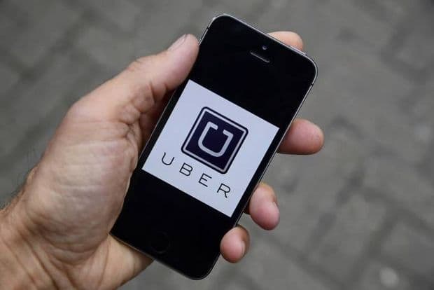Uber passa a pedir CPF de quem paga corrida em dinheiro
