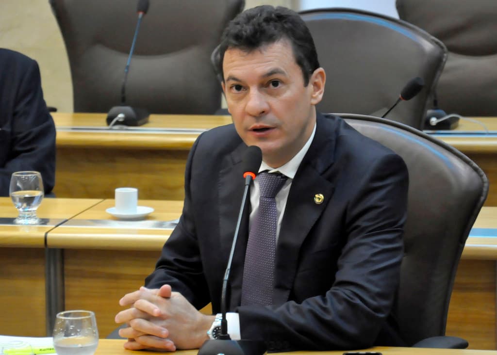 Dison Lisboa chama a atenção para o repasse do FPM aos municípios