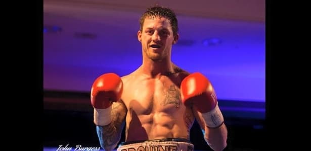 FOTOS: Boxeador morre após ser nocauteado em competição na Austrália