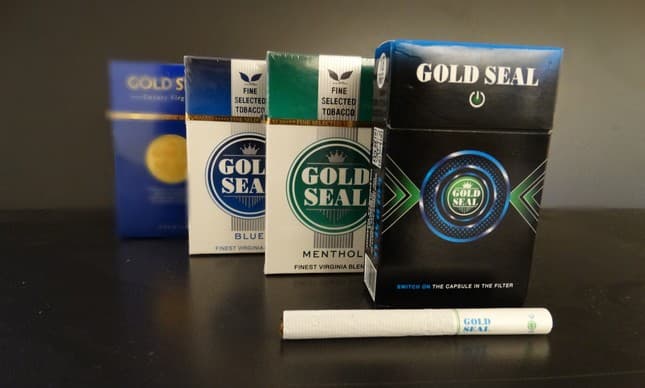 Paraguai deságua cigarro pirata de menta no Brasil