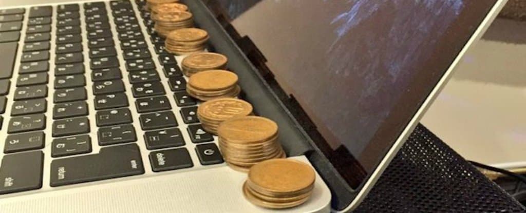 No Twitter, usuário compartilha forma genial para resfriar um notebook