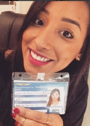Com doação de fãs, ex-BBB consegue dinheiro para curso de piloto