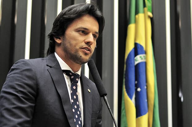 Fábio Faria propõe alterar Lei Maria da Penha para ampliar proteção à mulheres
