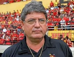 Geninho é o novo técnico do ABC