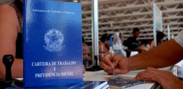 GRAVÍSSIMO: Desemprego avança e atinge 10,2% no trimestre até fevereiro, aponta IBGE