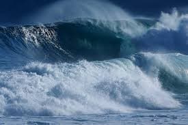 Marinha alerta para Ressaca com ondas de 2,5 metros no litoral potiguar