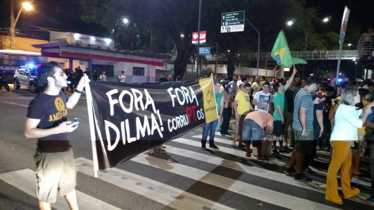 NÃO ESTAVAM PROGRAMADAS: Manifestações contra governo são registradas pelo país nesta quarta