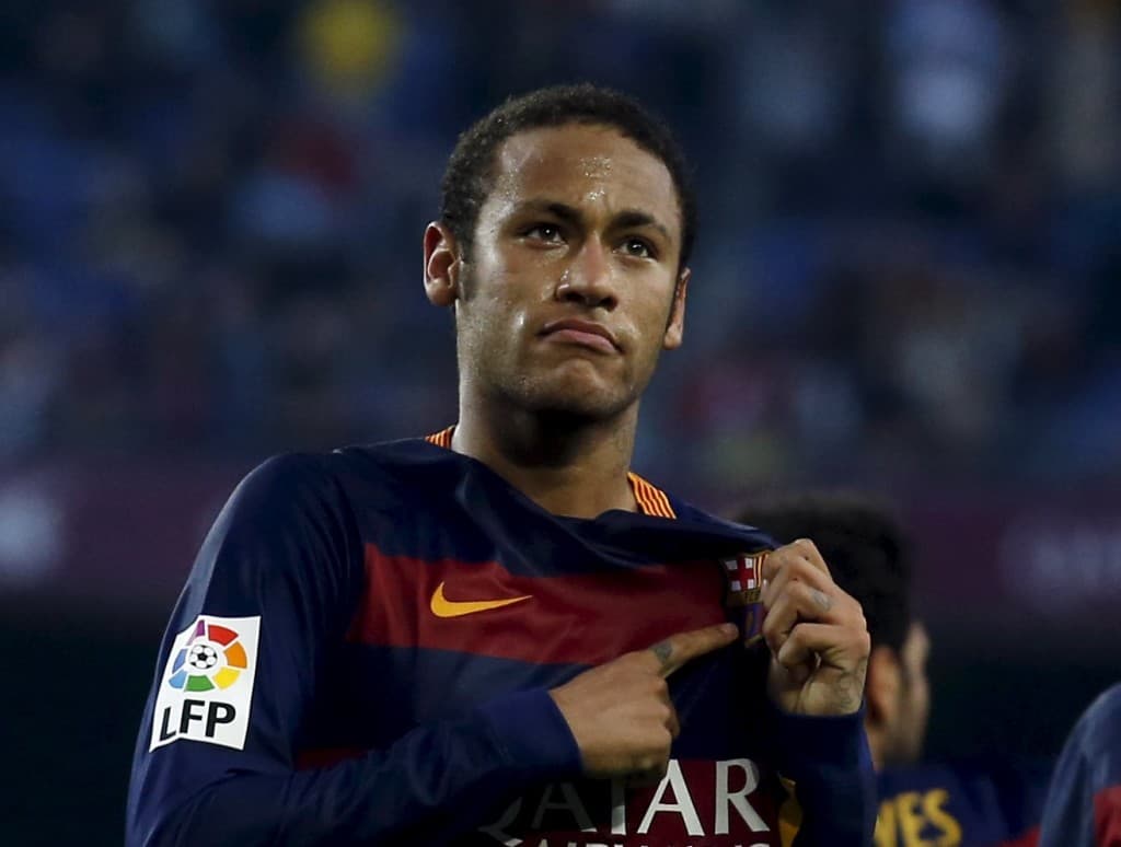 Marca compara Neymar a Messi e CR7 e o chama de gênio; com 23 anos, números são melhores que argentino e português na mesma idade
