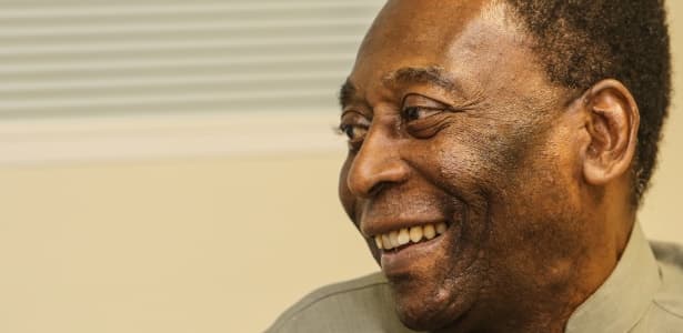 Pelé elogia Messi e diz: ‘se eu pudesse, gostaria de jogar no Barcelona'