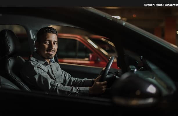 USO DE FERRAMENTAS SECRETAS PARA ENGANAR AUTORIDADES: Polêmica da Uber alimenta fuga de pessoal