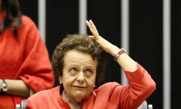 Ex-ministra de Dilma é condenada a pagar indenização a Alexandre Frota
