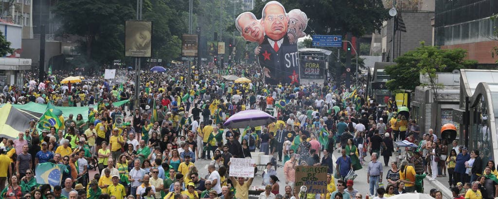 Muita gente vai a Paulista apoiar Moro e Bolsonaro e pedire impeachment de Gilmar e Toffoli