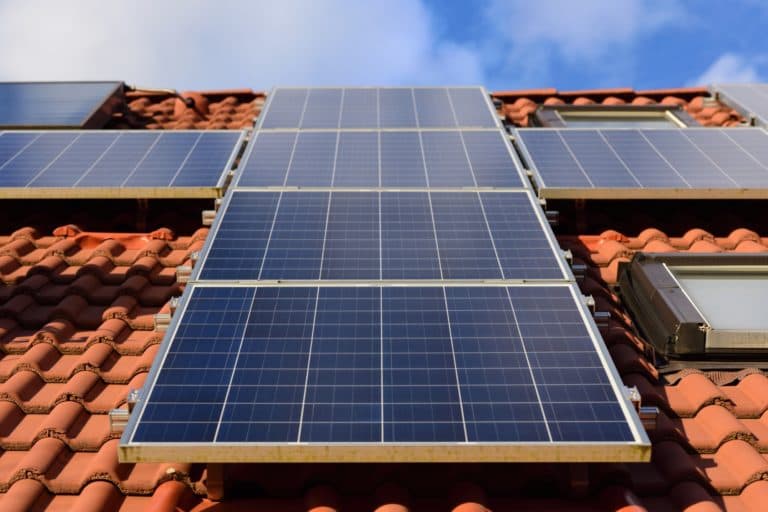 Cosern diz que cobrança de ICMS em faturas de consumidores com energia solar é devida e está prevista em lei federal e estadual