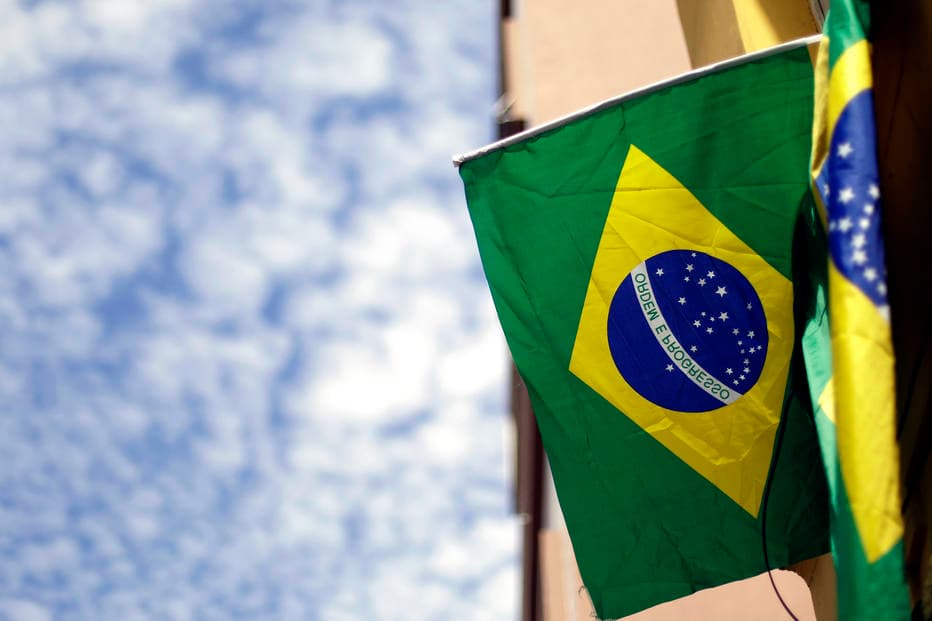 Copa começa ofuscada por dúvidas na economia, escândalos e trauma do 7 a 1