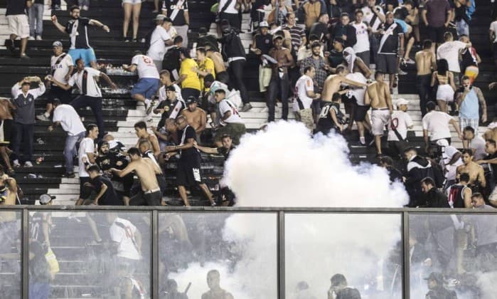 CONFUSÃO: Funcionários do Vasco podem ter facilitado entrada de bombas